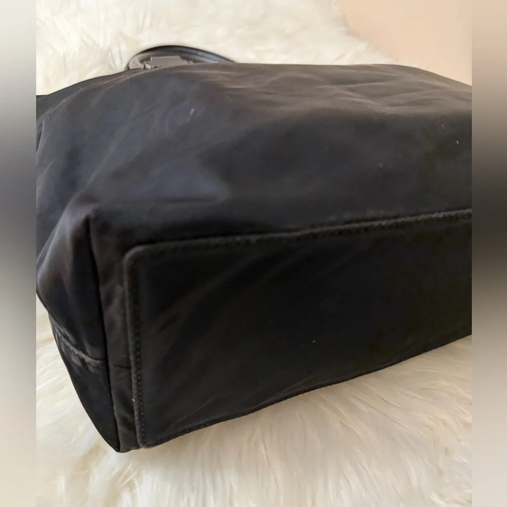 Black Medium Tory Burch Bag